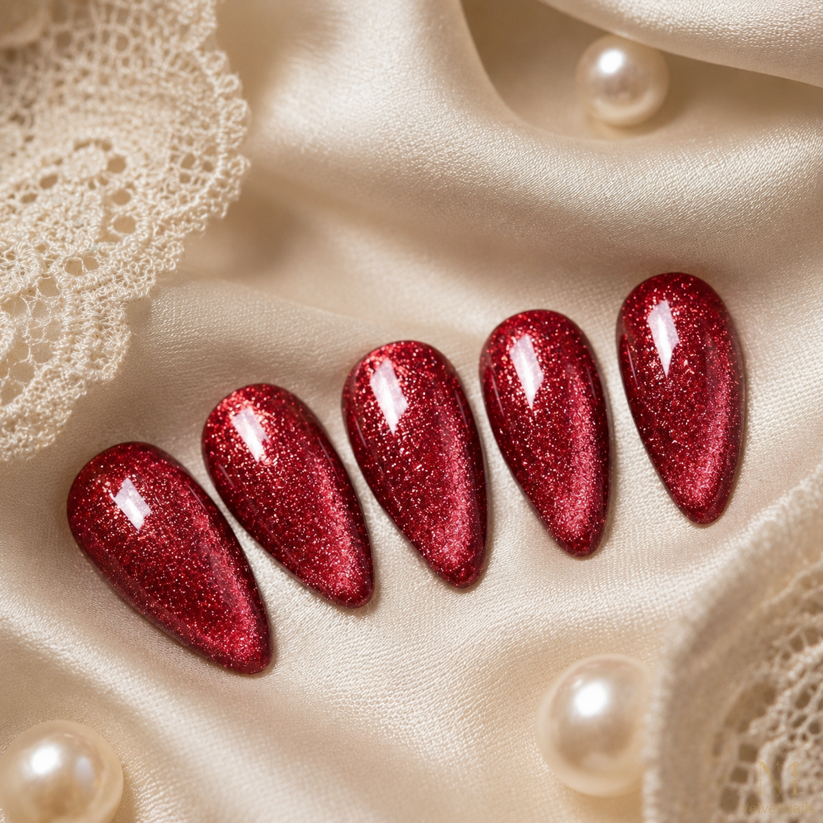 Red Glitter Cat Eye Press On Nails | Almond Reusable Fake Nails
