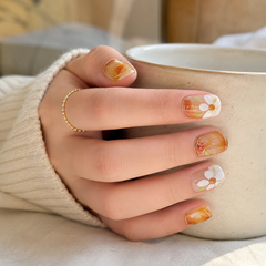 Autumn Daisy Press On Nails | Caramel Floral Short Square Nails