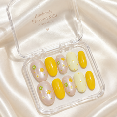 Lemon Daisy Press On Nails | Handmade Yellow Floral Gel Nails