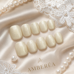 Ivory White Cat Eye Press On Nails – Handmade Glossy Bridal Fake Nails