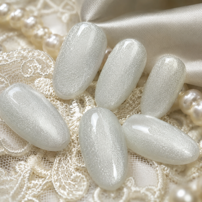 Icy Silver White Cat-Eye Press-On Nails – Almond